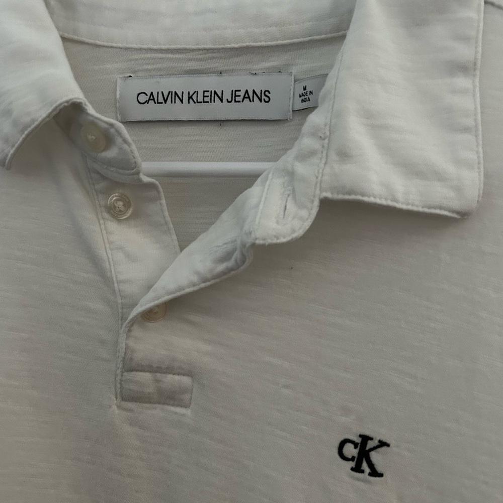 Cute polo.